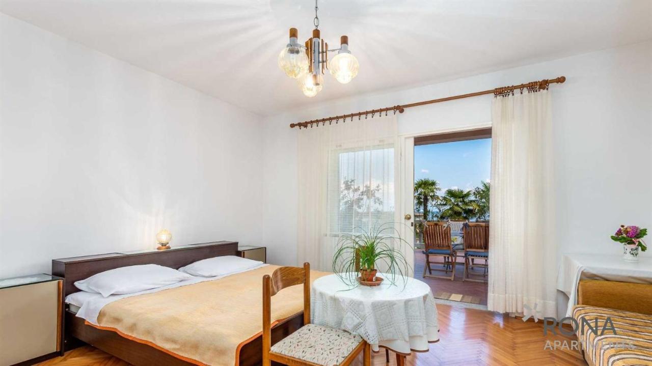 Rona Apartments Ani Ičići Extérieur photo