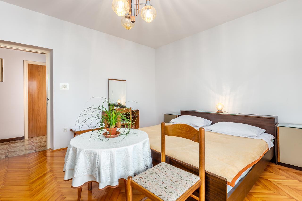 Rona Apartments Ani Ičići Extérieur photo