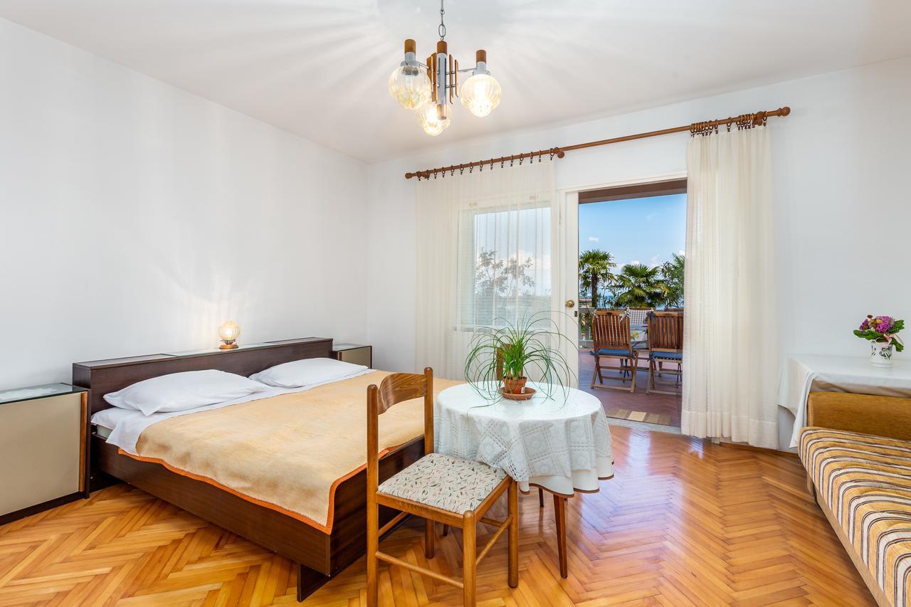 Rona Apartments Ani Ičići Extérieur photo