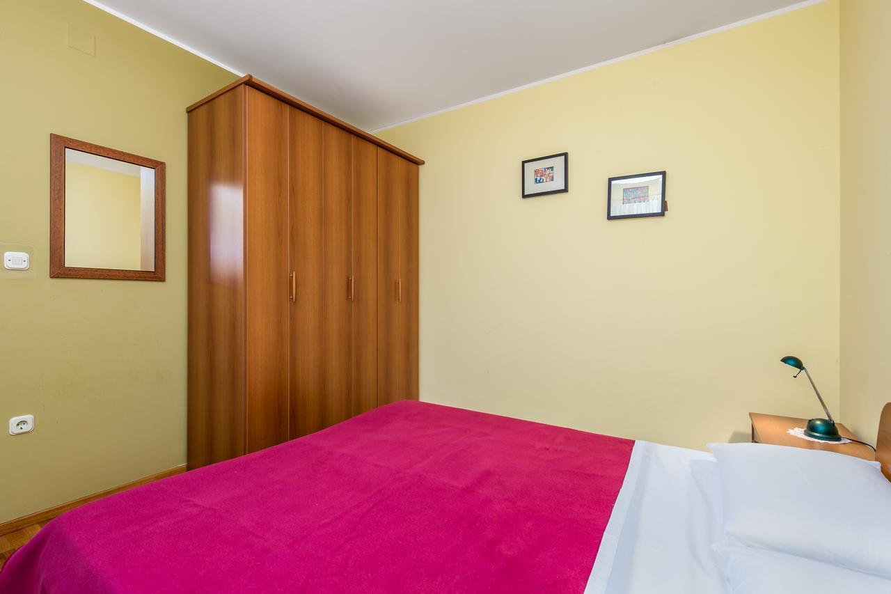 Rona Apartments Ani Ičići Extérieur photo