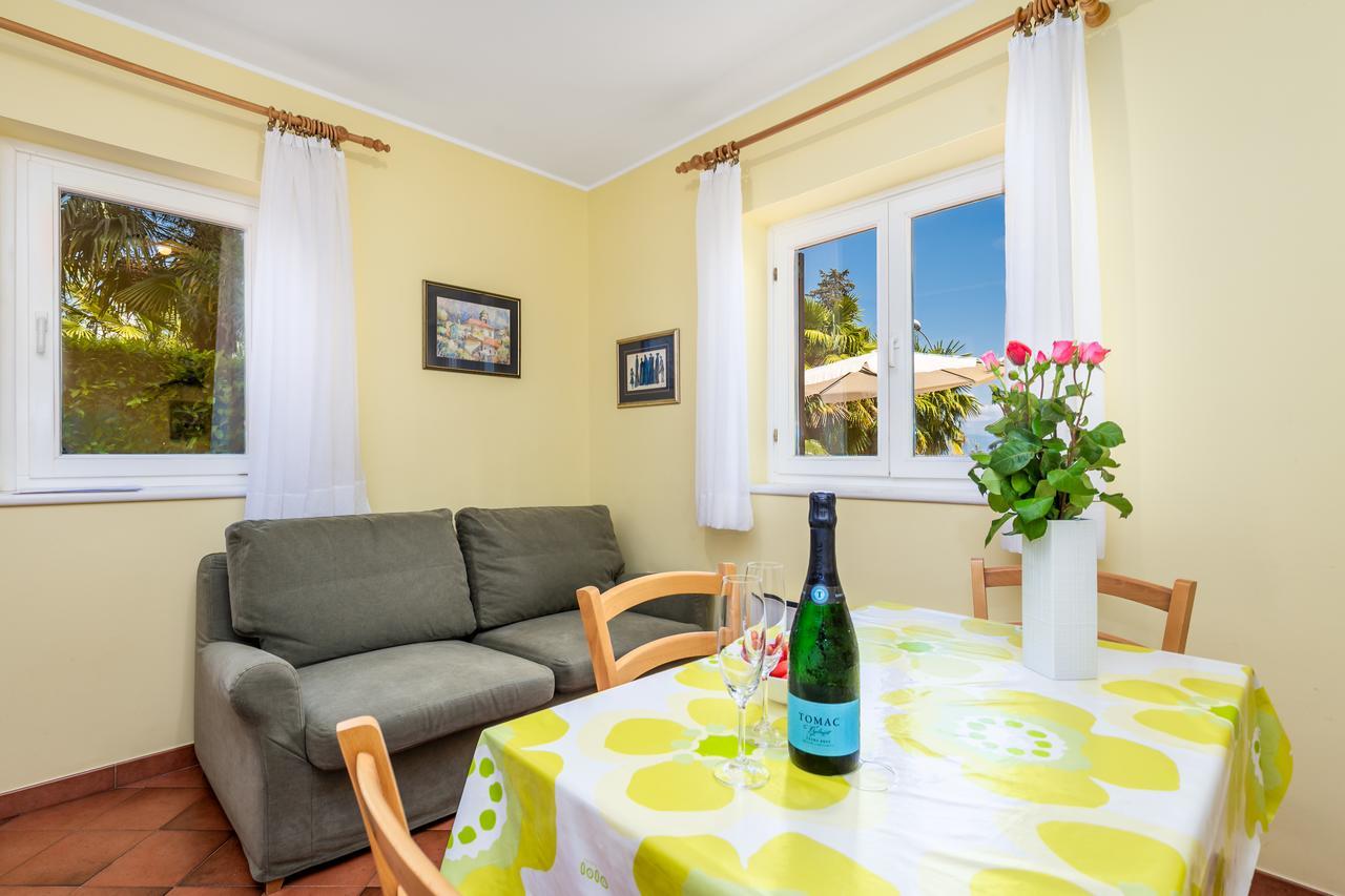 Rona Apartments Ani Ičići Extérieur photo