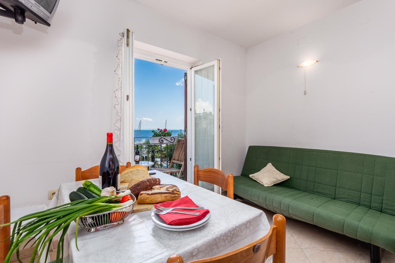 Rona Apartments Ani Ičići Extérieur photo