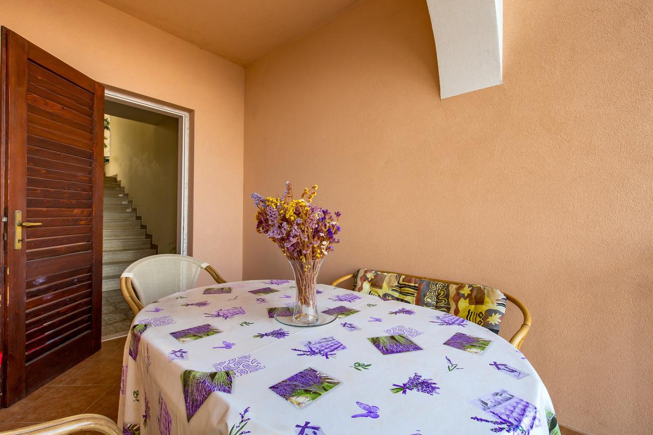 Rona Apartments Ani Ičići Extérieur photo
